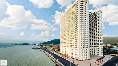 Son Tra Apartment | Golden Bay Luxury Free Swimming Pool