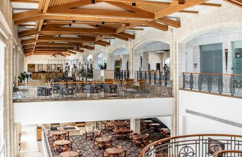 Nazareth Hotel | Golden Crown Hotel