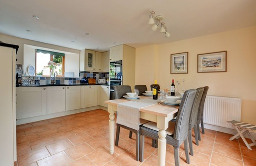 Fakenham House | Golden Lion Barn - Three Bedroom House, Sleeps 6