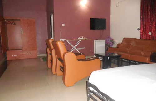 Umuahia Hotel | Golden Olive Resort