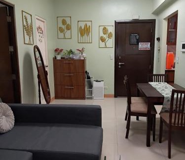 Pasay Apartment | Golden Palm at One Palm Tree Villas