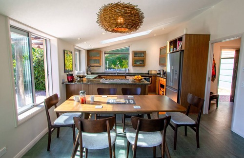 Rangihaeata House | Golden Paradise - Rangihaeata Holiday Home