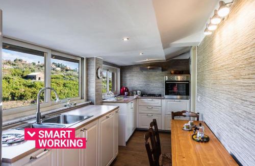 San Gregorio di Catania Apartment | Golden Park Apartment with Terrace by Wonderful Italy