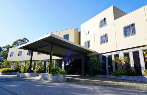 Wantirna Hotel | Golden Pebble Hotel