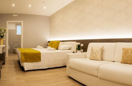 Montano Bed & Breakfast | Golden Residence