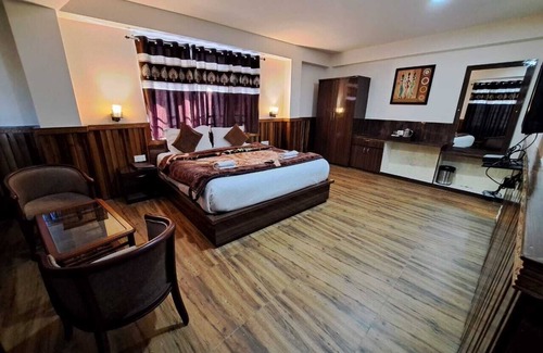 Pelling Hotel | Golden Sunrise & Spa