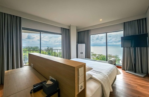Tanjung Pandan Hotel | Golden Tulip Belitung