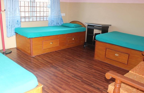 Pokhara Bed & Breakfast | Goldenbirds Homestay