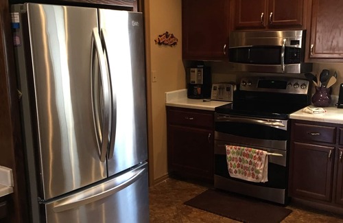 Mesquite House | Golf and Sunny Getaway 3 Bdrm 2 Bath sleeps 6
