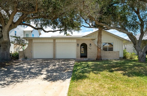 Palm Harbor Cottage | Gone Coastal