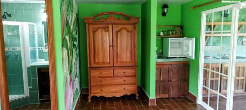 Boca Chica Bed & Breakfast | Gone Fishing Panama Resort