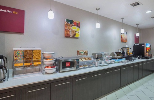 Lewisville Hotel | GOOD AFFORDABLE ROOM AVAILABLE WITH ALL AMENITIESnDOUBLE QUEEN SUITE nKING SUITE