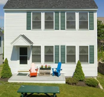 York Beach House | Goose Rocks Cottage at One Long Beach