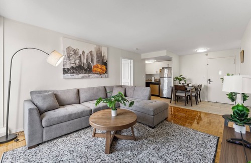 North Brookline Apartment | Gorgeous 2bd/1.5ba Next to BU 7408