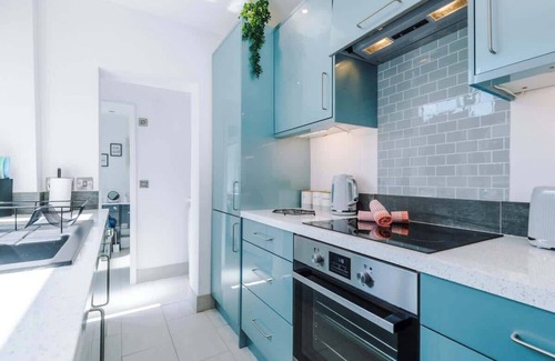 Nantwich House | Gorgeous 3-bed home, amazing location, sleeps 7!