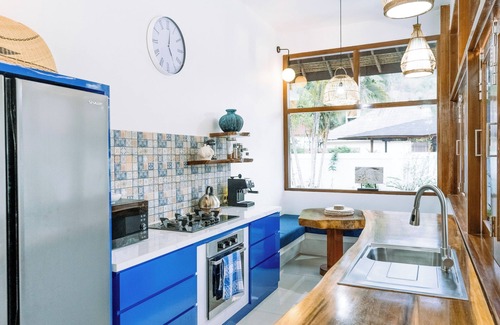 Senggigi Villa | Gorgeous 3 bedroom villa ,traditional style with all the modern conveniences.