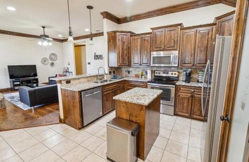 Abilene House | Gorgeous 4BR Dakota Springs Home home