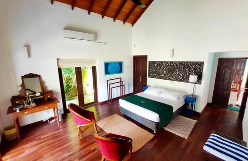 Darga Town Bed & Breakfast | Gorgeous 4BR Family Villa wt River View + Pool + Garden + Cook