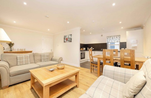 West End Apartment | Gorgeous Apartment near Edinburgh Castle