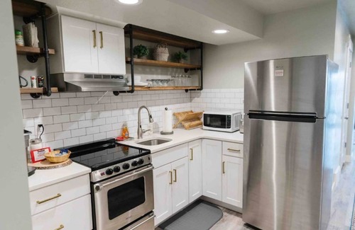North Salt Lake House | Gorgeous basement apt. in a great location!
