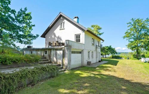 Snoghoj House | Gorgeous Home In Fredericia With Wifi