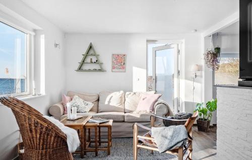 Snoghoj House | Gorgeous Home In Fredericia With Wifi