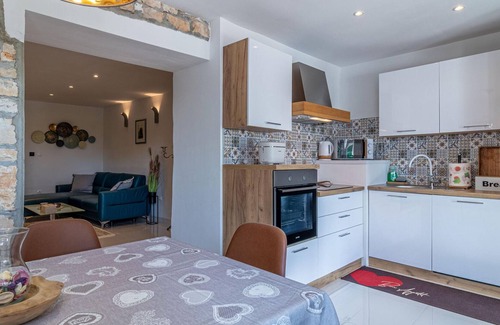 Municipality of Zminj House | Gorgeous home in Kresini with WiFi