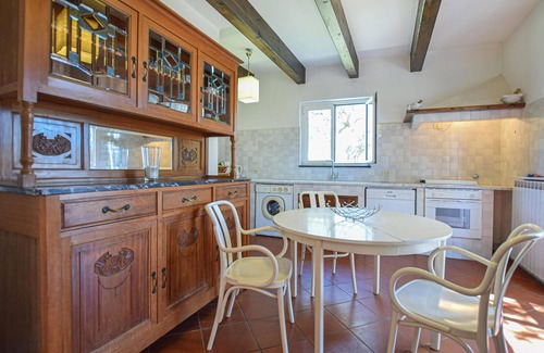 Le Grazie House | Gorgeous home in Le Grazie -SP-