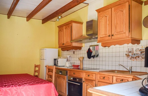 Lezardrieux House | Gorgeous home in Lezardrieux with WiFi