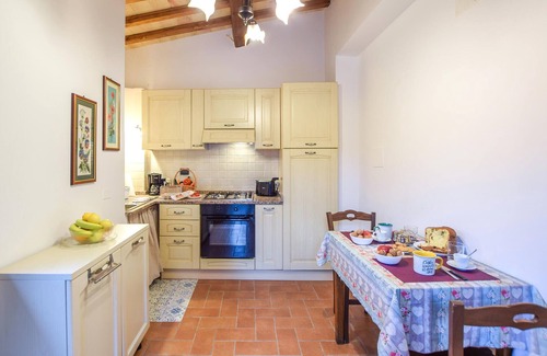 Magione House | Gorgeous home in Magione with WiFi