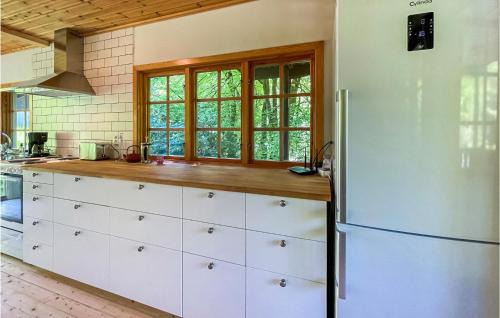 Ljung House | Gorgeous Home In Mollaryd With Wifi