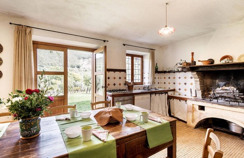 Poggio Catino House | Gorgeous home in Poggio Catino RI