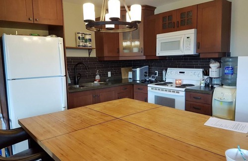 Leask Cabin | Gorgeous Lake Front Cabin for rent
