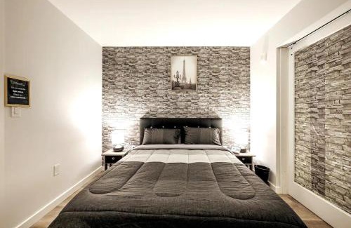 Downtown Apartment | Gorgeous looking 2 bedroom Apt in downtown silverspring