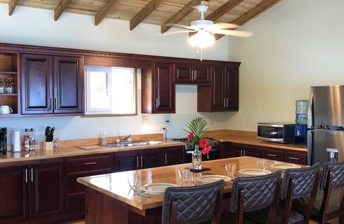 Gibson Bight House | Gorgeous oceanfront home with breathtaking views on safe & secluded peninsula