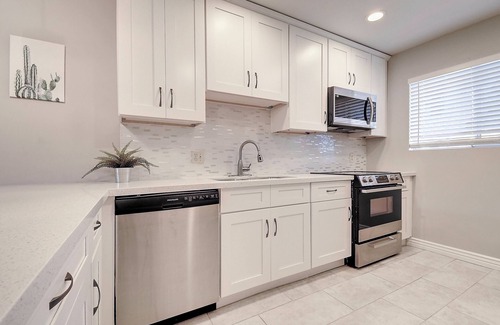 Fashion Square House | Gorgeous Old Town Scottsdale Townhouse by Fashion Square
