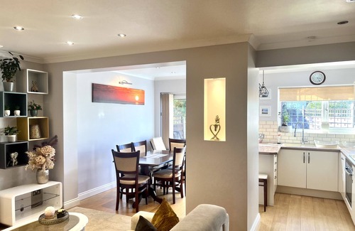 Downham Apartment | Gorgeous Private Apartment with Jacuzzi bath