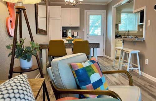 Silver Sands Beach House | Gorgeous Quiet Townhome w/Pool Near Sandy Beach