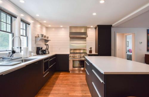 South Orleans House | Gorgeous Renovation Walk to Water