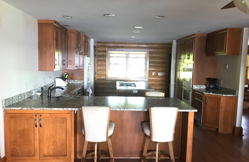 Indian Shores Cabin | Gorgeous, Spacious Log Lake Home - Amazing View of 285 feet of Lake Shore!