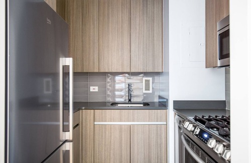 Sutton Place Apartment | Gorgeous Sutton Place 2BR w/Gym, near Central Park, by Blueground