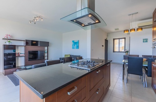 Marsaskala Apartment | Gorgeous two bedroom sea view in Marsascala