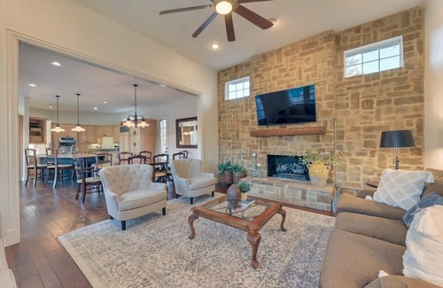 Mesquite House | Gorgeous Vacation Home w/Private Pool