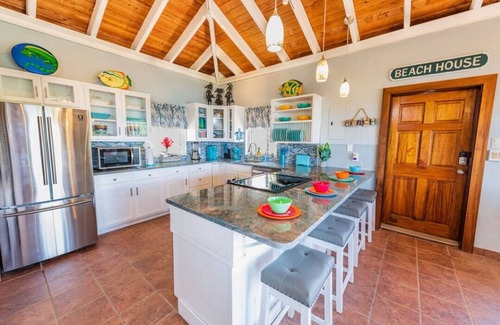 Fish Bay Villa | Gorgeous views! Private pool! 3 King Suites! Close to beaches!