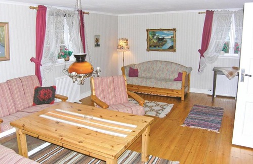 Blomstermala House | Gormetorp