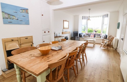Cemaes Bay Cottage | GORPHWYSFA, family friendly, country holiday cottage in Cemaes Bay