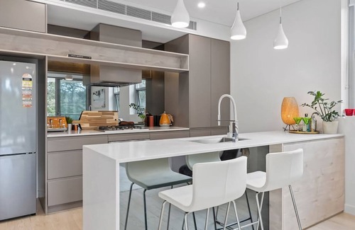Gosford Apartment | Gosford Panorama Stadium & Water Views