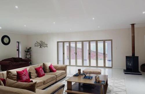 Mbabane Bed & Breakfast | Goshen Villa