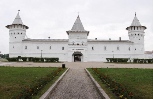 Tobolsk Hotel | Gostiny dvor