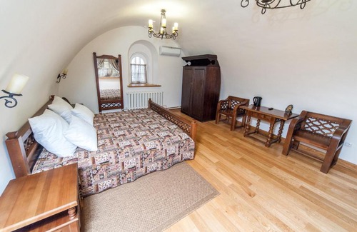 Tobolsk Hotel | Gostiny dvor